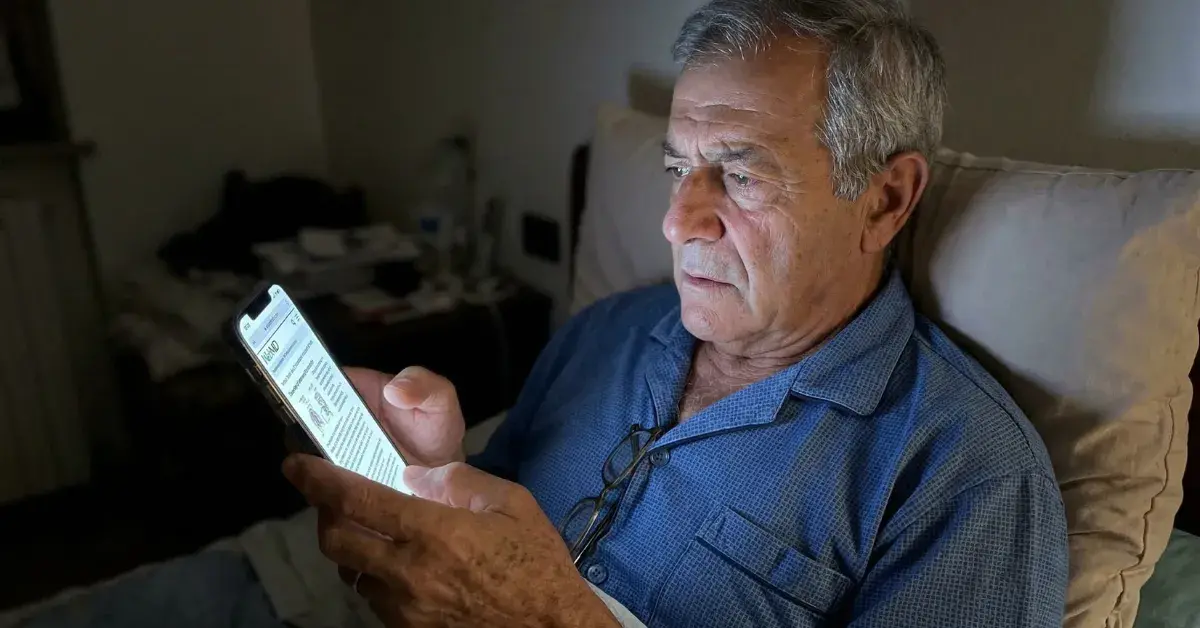 José despierto por la noche